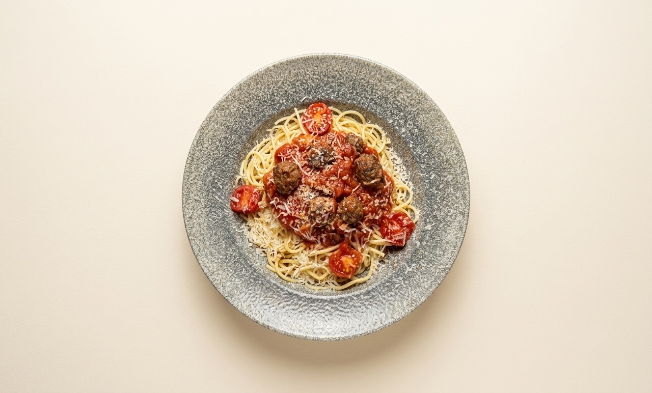 NAPOLİTEN SOSLU MİNİ KÖFTELİ SPAGHETTI