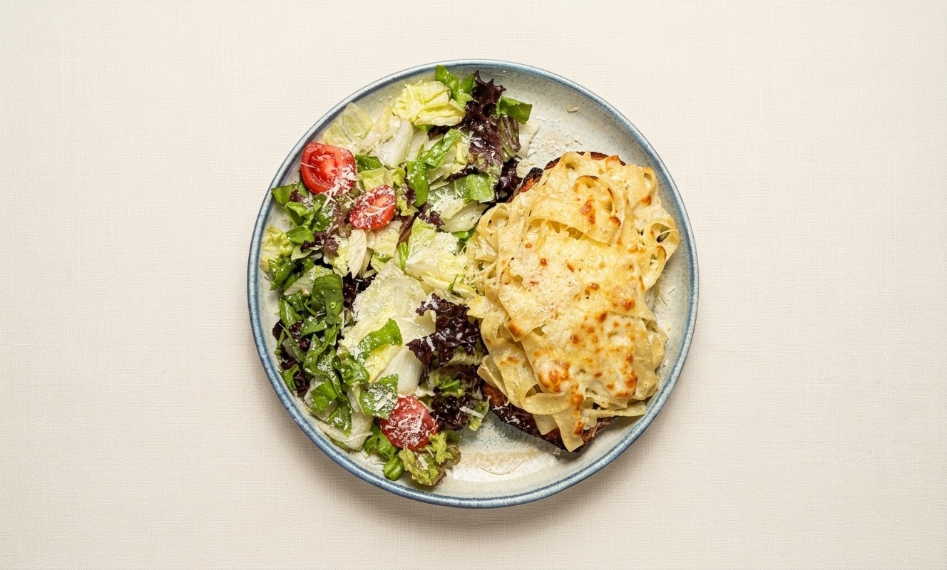 CHİCKEN SCHNİTZEL PASTA BOWL